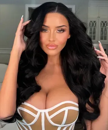Abigail Ratchford (@abigailratchford) OnlyFans profile photo