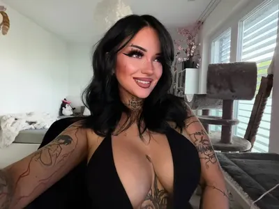 Jennifer (@aesthymes) OnlyFans profile photo
