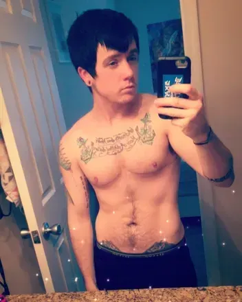 Alexxander (@alexxander_akrmn) OnlyFans profile photo