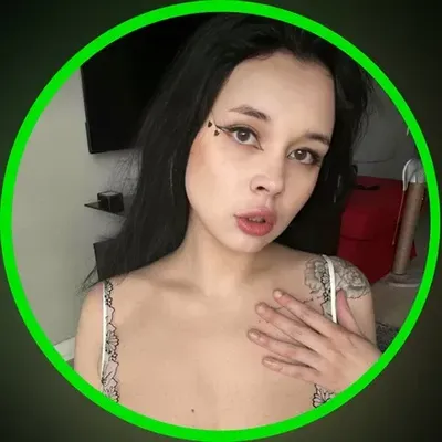 Alice Wood (@alice_wood) OnlyFans profile photo