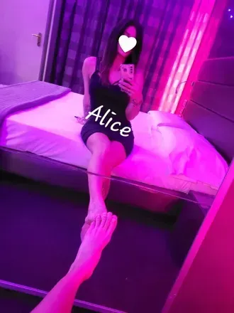 @alicecolli OnlyFans profile photo