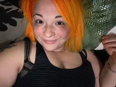 Allie (@allie_1327) OnlyFans profile photo