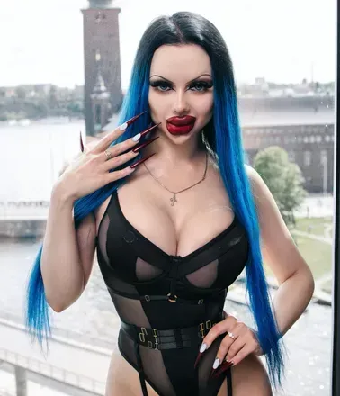 Alison (@allison_alis) OnlyFans profile photo
