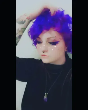 Vivian Villian (@altfroggy) OnlyFans profile photo
