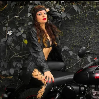 @andreamezbran OnlyFans profile photo