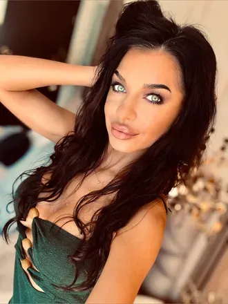 @anisyia OnlyFans profile photo
