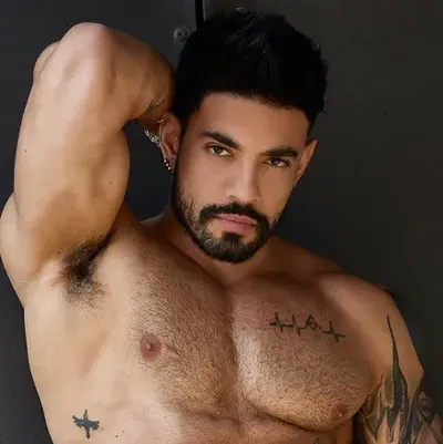 Alejo Ospina (@aospinad) OnlyFans profile photo