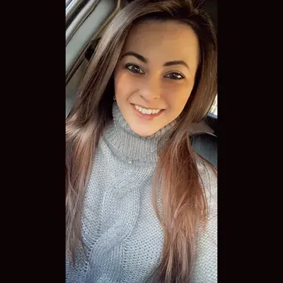 Alyssa (@aparr217) OnlyFans profile photo