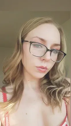 ArielSkye (@arielskyexxx) OnlyFans profile photo