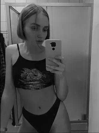 Angelina (@aromanova) OnlyFans profile photo