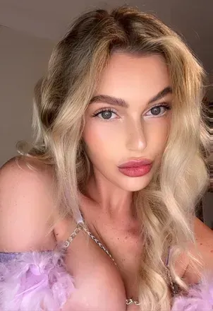Aurora Angel (@auroraangelvip) OnlyFans profile photo