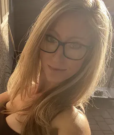 Ava Asher (@ava_asher) OnlyFans profile photo
