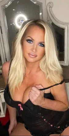 Ava Lynn Daniels (@avalynn_daniels) OnlyFans profile photo