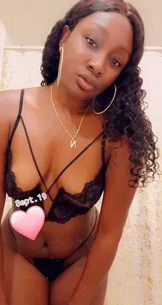 Chocolate Hottie (@babeshay) OnlyFans profile photo