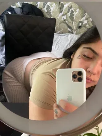 Kozart (@badbitchesneverdiehoe) OnlyFans profile photo