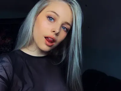Bambii (@bambii__) OnlyFans profile photo