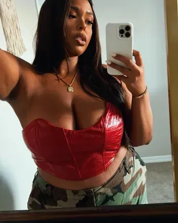 Bazooka Jane (@bazookajane) OnlyFans profile photo
