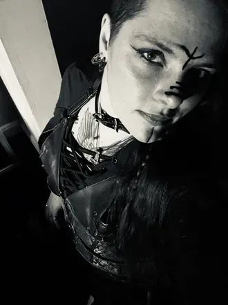 Beautiful Disaster (@beautiful_disaster2717) OnlyFans profile photo