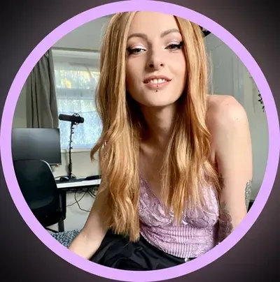 Bee (@beebaileyprivate) OnlyFans profile photo