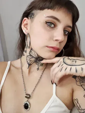 Bel (@beelxxx) OnlyFans profile photo