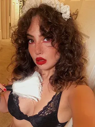 Belle amelie (@belle_amelie) OnlyFans profile photo