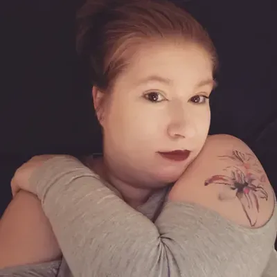 Mandella (@bigtittyhotwife) OnlyFans profile photo