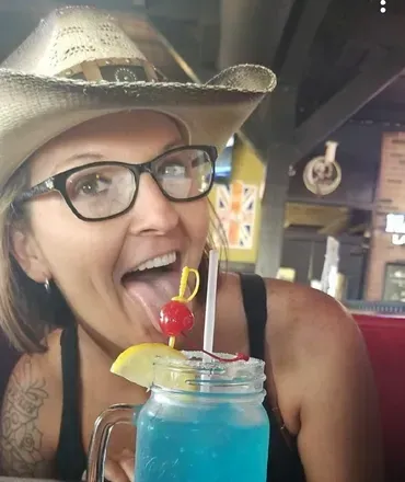 LaDonna (@bikermom84) OnlyFans profile photo