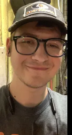 Devon (@bisexual_daddy) OnlyFans profile photo