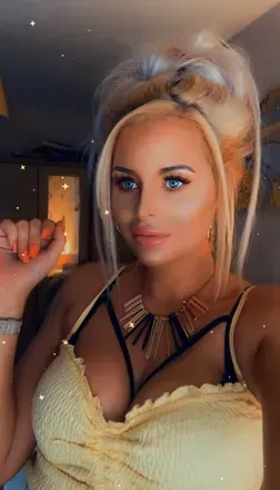 Blonde bombshell bel (@blondebombshellbel) OnlyFans profile photo