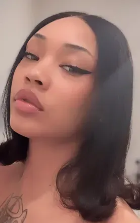 Bloom Belrose (@bloombelrose) OnlyFans profile photo
