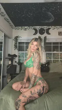 Brooke j (@brookeariesjxxx) OnlyFans profile photo