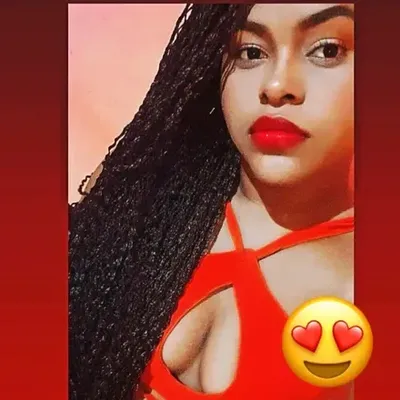 Caroline Ribeiro (@carolinerbr19) OnlyFans profile photo