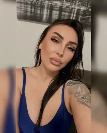 Catalea (@cataleahandsandfeet) OnlyFans profile photo