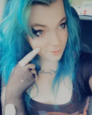 @chloesuxxx OnlyFans profile photo