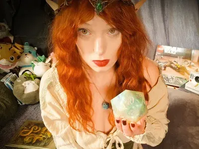 Bea (@cinnamonkitsune) OnlyFans profile photo