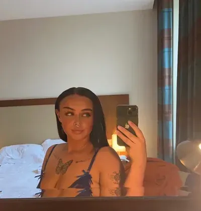 Clo (@clo-d) OnlyFans profile photo