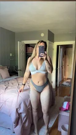 Courtney (@couuurtneyxox) OnlyFans profile photo