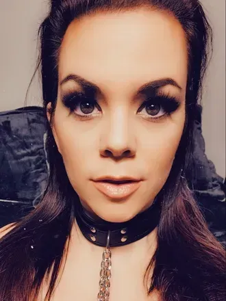 Crissy Starr (@crissystarrxxx) OnlyFans profile photo