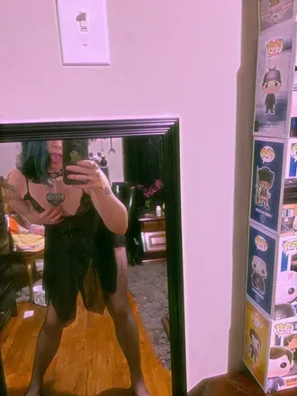 Velvet Gray (@crushedvelvet2112) OnlyFans profile photo