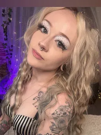 @crybaby_pixie OnlyFans profile photo