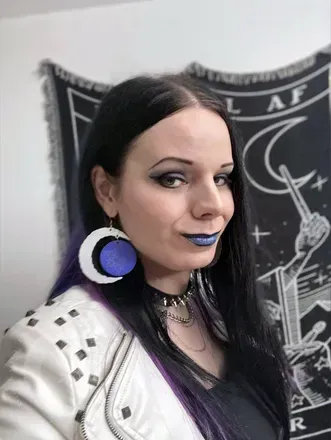 Cynthia Luna Frost (Official) (@cynthialunafrost) OnlyFans profile photo