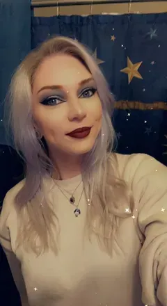 Mikayla Mclaren (@dark_aesthetic_soul) OnlyFans profile photo