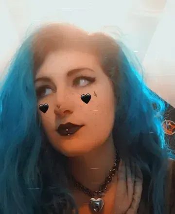 Vivian (@dark_angel666) OnlyFans profile photo