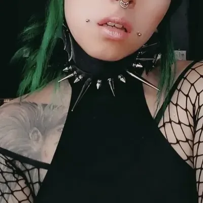 Dune (@darlinginthemyr) OnlyFans profile photo