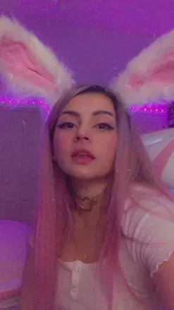 Deebs ଘ(੭ ˊᴗˋ)੭ (@deeebunbun) OnlyFans profile photo