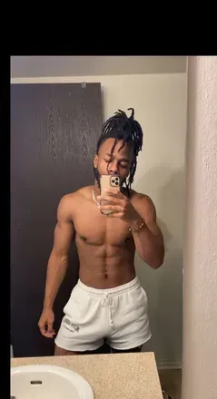 JustDee (@deendee21) OnlyFans profile photo