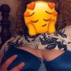 Kahra DeLeon (@deleonkahra) OnlyFans profile photo