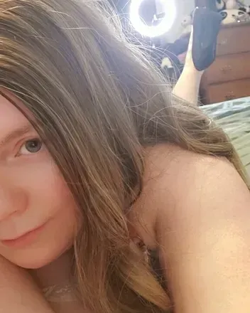 Della KC (@dellakc) OnlyFans profile photo