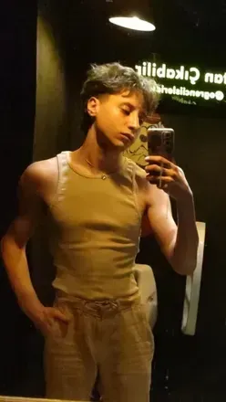 Dennis (@dennis0215) OnlyFans profile photo