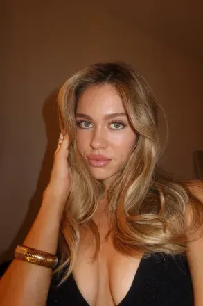 Devon Christenson (@devonchristenson) OnlyFans profile photo